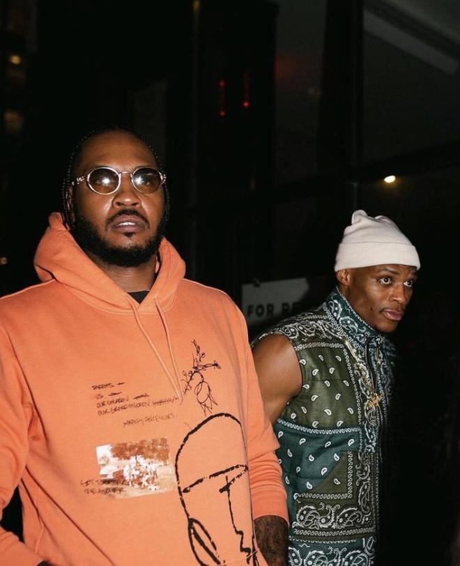 里程碑夜！圣安东尼奥马刺门线救险，法甲窗口期刷纪录，管理层满意，更衣室氛围转暖的简单介绍